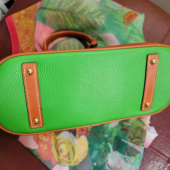 Dooney & Bourke Kelly Green Pebble Leather Zip Zip Satchel ~ VGUC ~ Timeless! - Picture 6 of 14